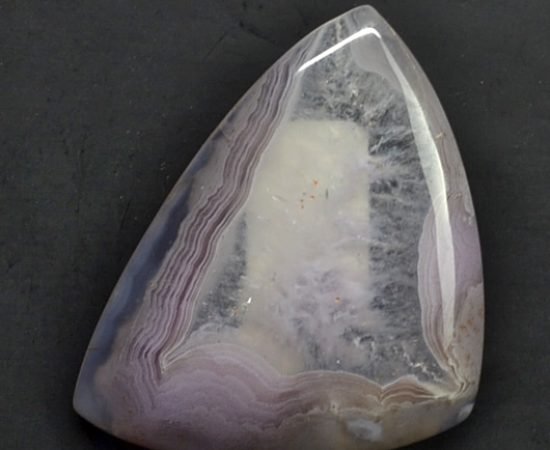 Agua-nueva-agate-31.65-ct.jpg