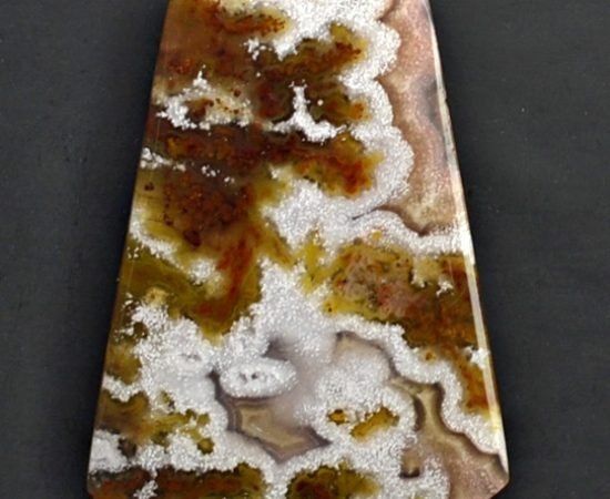 Agua-nueva-agate-33.86-ct.jpg