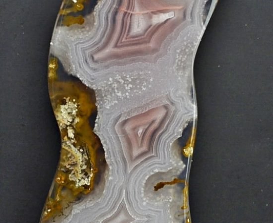 Agua-nueva-agate-61.95-ct.jpg