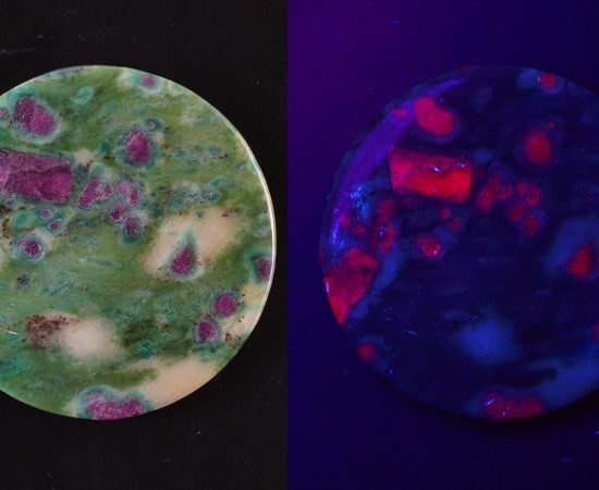 Ruby-fuchsite-171.38-ct.jpg