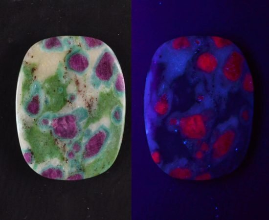 Ruby-fuchsite-76.97-ct.jpg