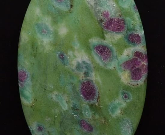 Ruby-in-fuchsite-11.3.38-ct.jpg