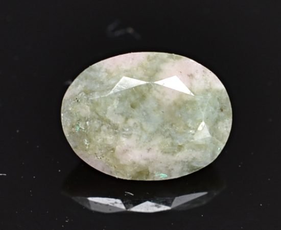 Zoisite-in-thulite-1.39-ct.jpg